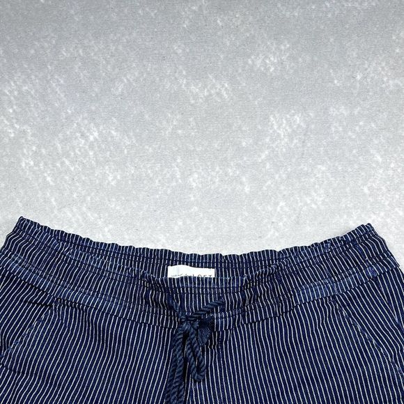 LOFT Shorts Women’s Size Medium Blue White Stripe Heavy Denim Drawstring Pocket - Picture 2 of 13